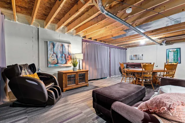 $425,000 | 149 West Elm Drive, Little Chute, WI 54140