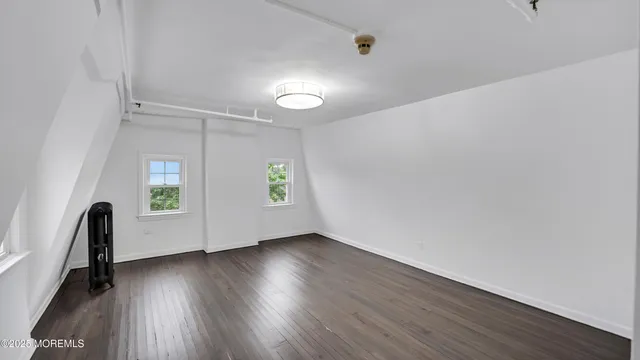 $3,700 | 87 Maple Avenue, Unit 2, Red Bank, NJ 07701