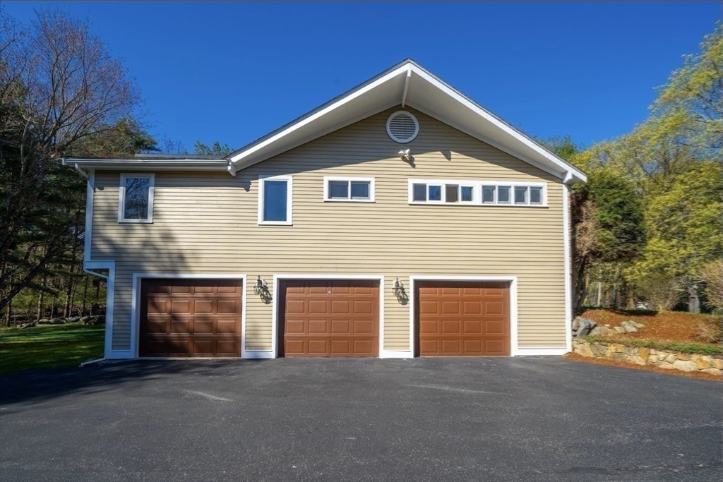 47 Bakers Hill Road Weston, MA 02493 - Photo 25 of 26 Gallery Image 25