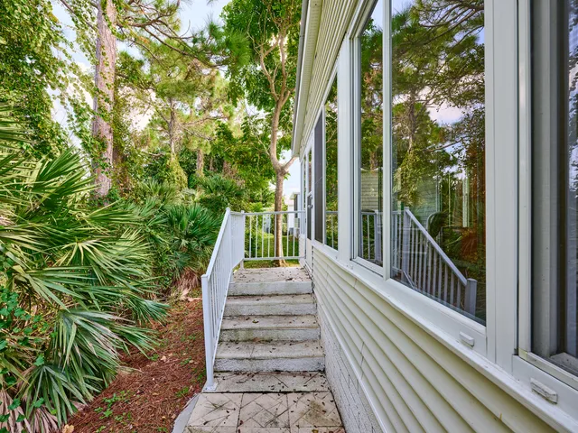 a view of a tennis court
