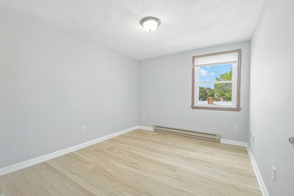 33 A Jackson Street, Unit 303 Lynn, MA 01902 - Photo 12 of 14