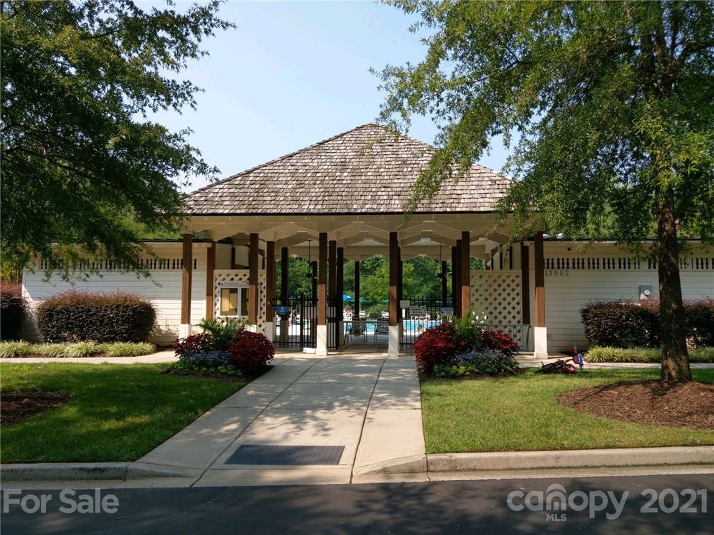 14433 Holbrooks Road, Unit 14 Huntersville, NC 28078 - Photo 4 of 10 Gallery Image 4