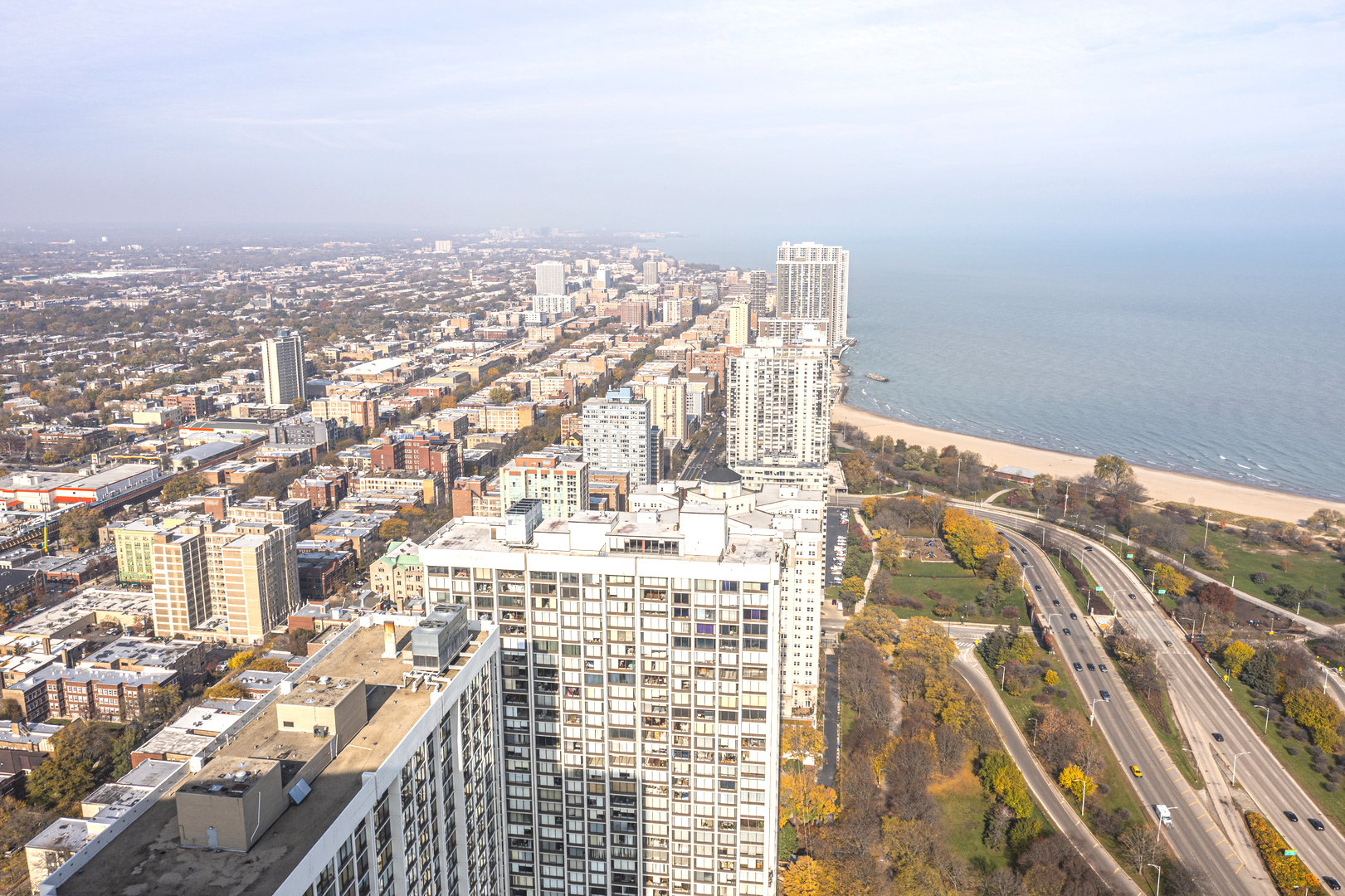 5415 North Sheridan Road, Unit 5409 Chicago, IL 60640 - Photo 22 of 37