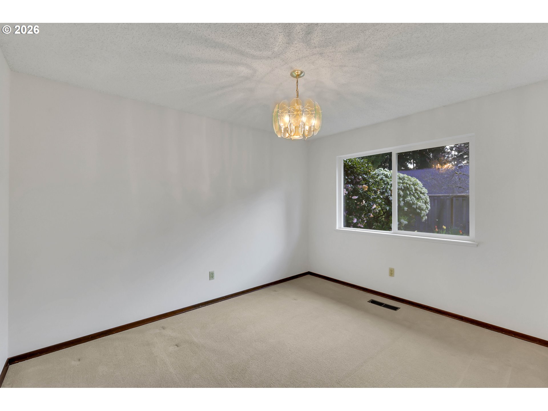 6980 Southwest 130th Avenue Beaverton, OR 97008 - Photo 28 of 38 a view of an empty room and a window