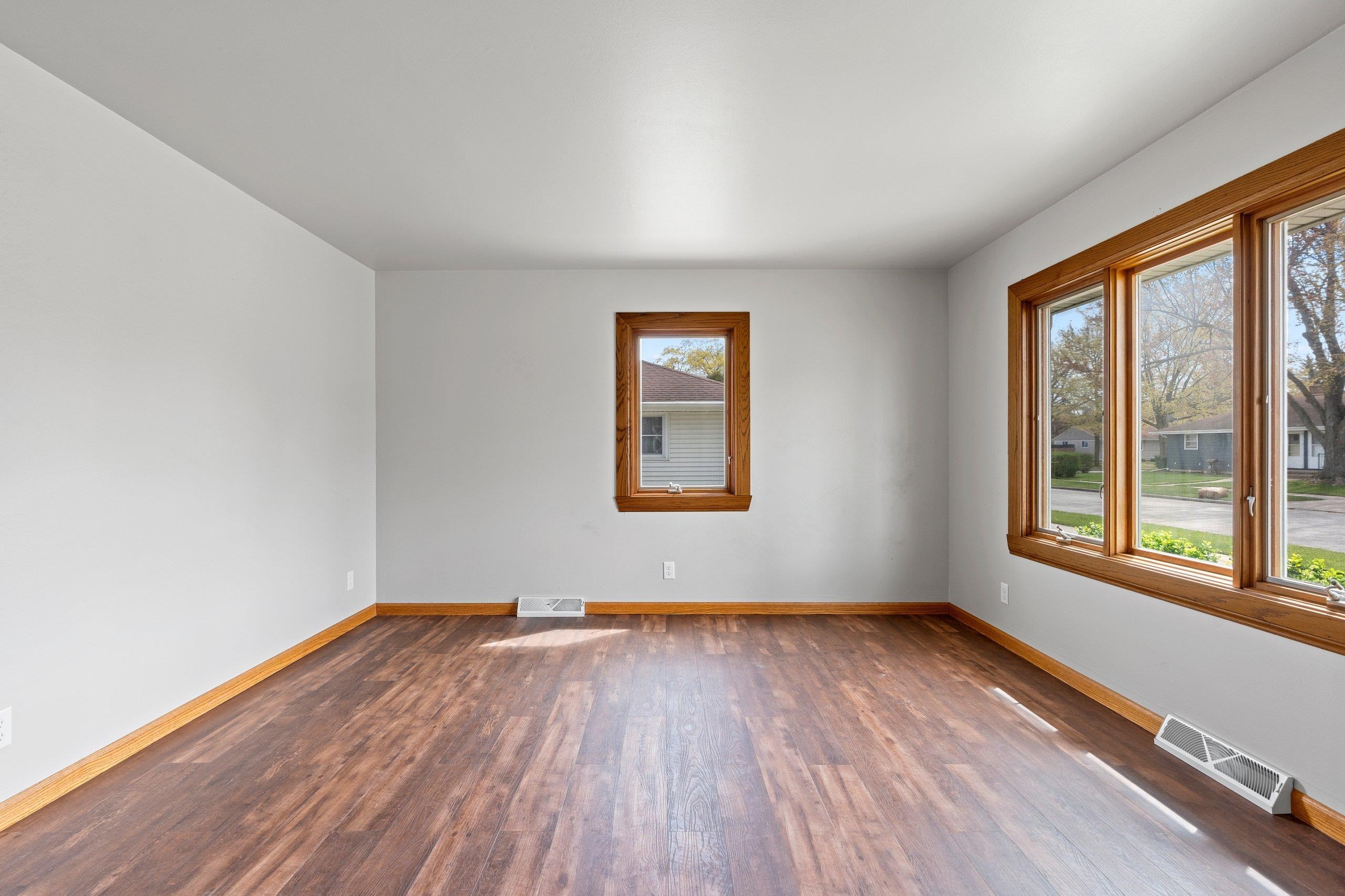 536 East Wilson Avenue Appleton, WI 54915 - Photo 12 of 49