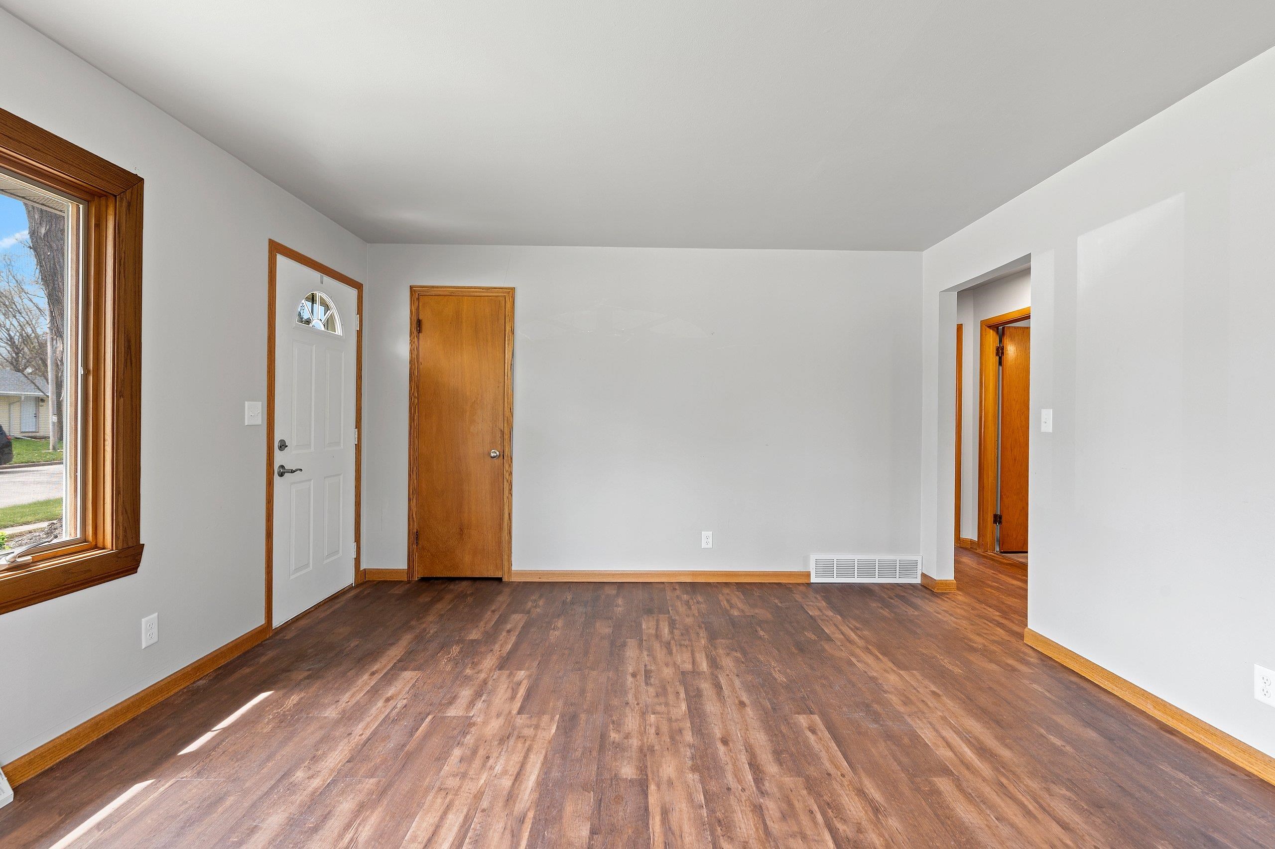 536 East Wilson Avenue Appleton, WI 54915 - Photo 14 of 49