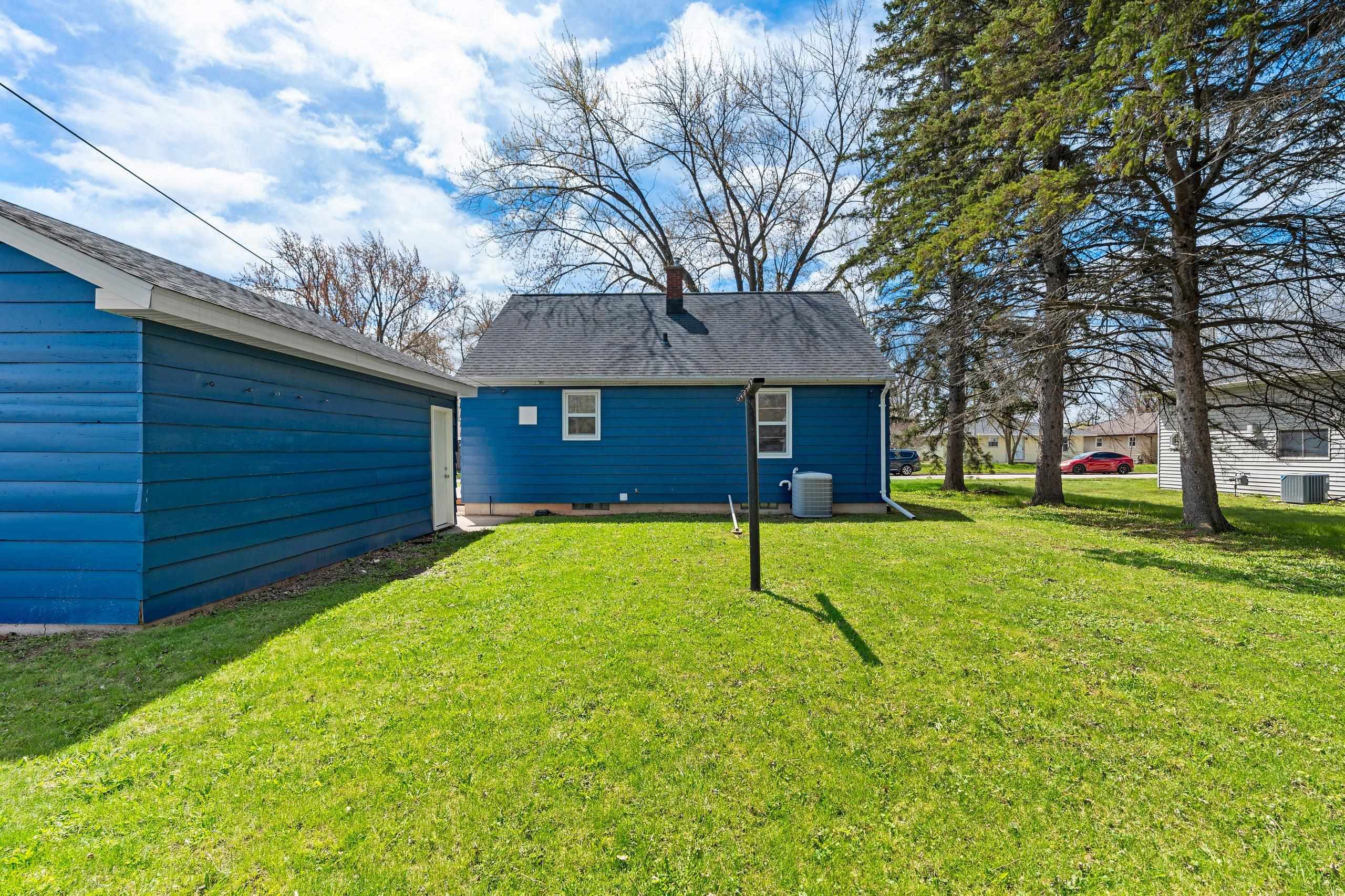 536 East Wilson Avenue Appleton, WI 54915 - Photo 37 of 49