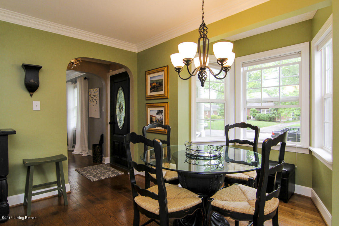 205 Ring Road Louisville, KY 40207 - Photo 12 of 68 0025