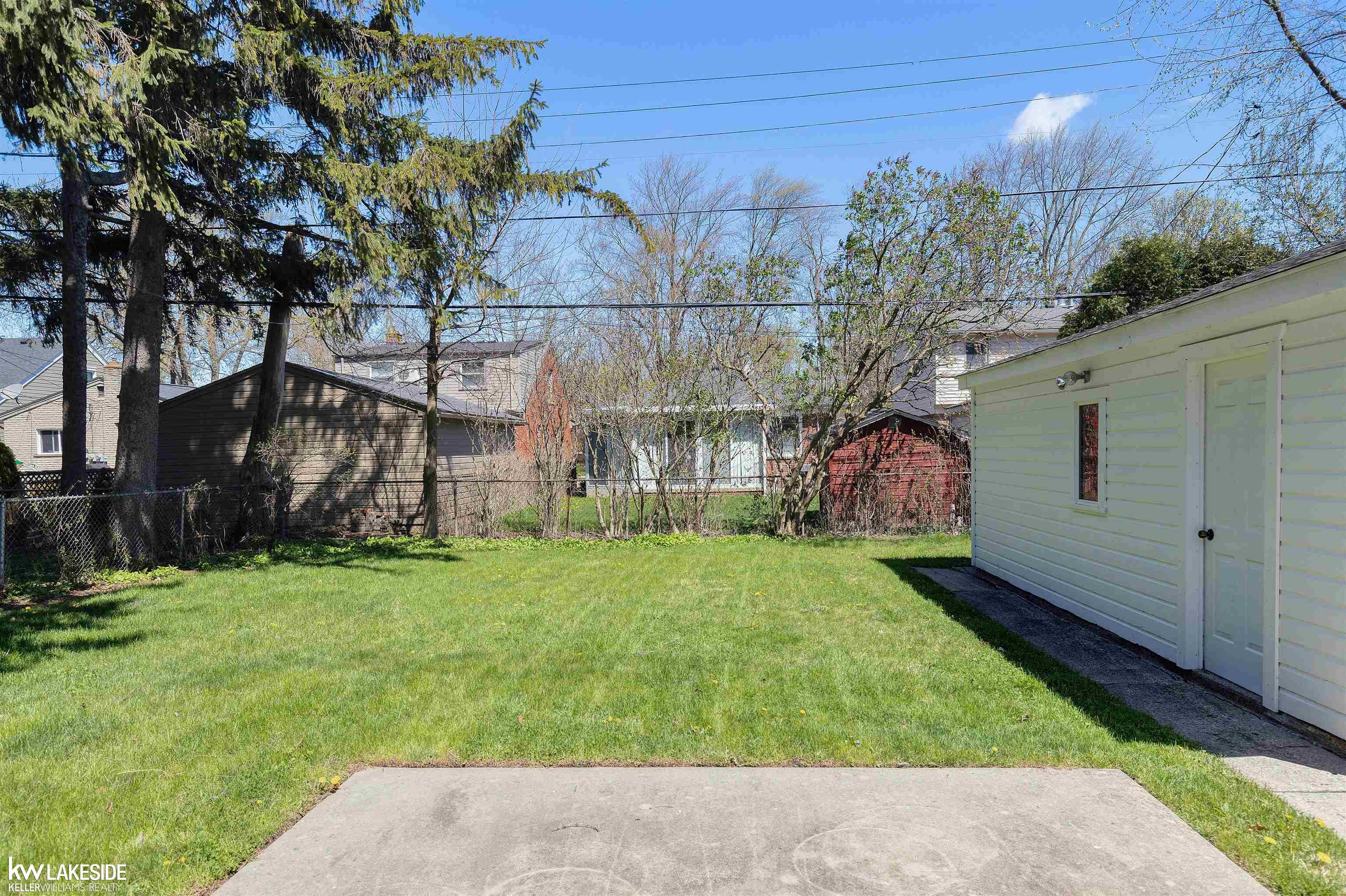 2174 Hawthorne Road Grosse Pointe Woods, MI 48236 - Photo 41 of 43
