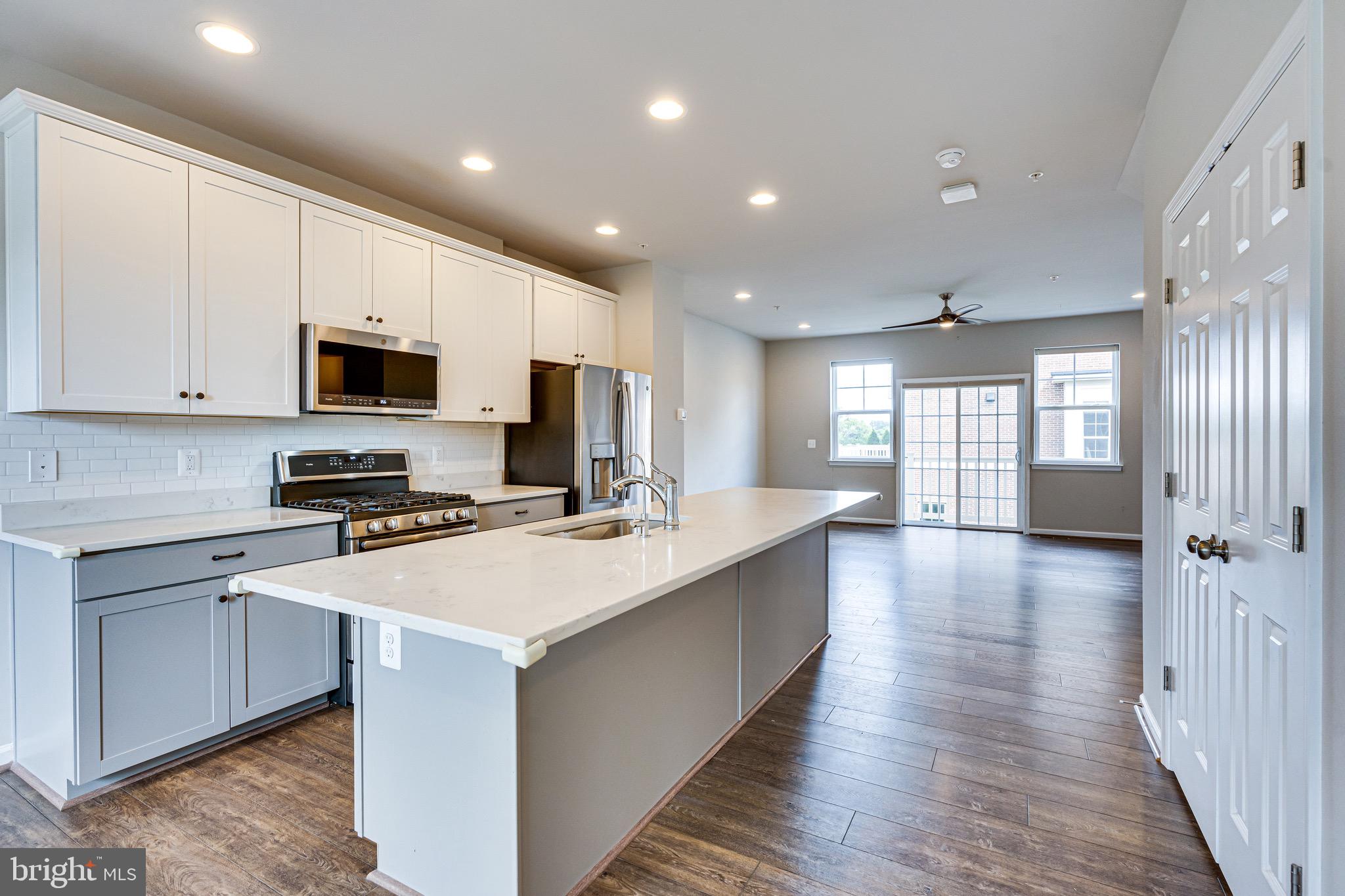 14263 Travilah Road Rockville, MD 20850 - Photo 11 of 38