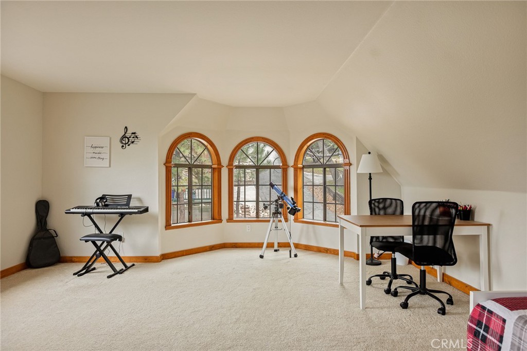 1108 Grass Valley Road Lake Arrowhead, CA 92352 - Photo 41 of 70 Bonus Room