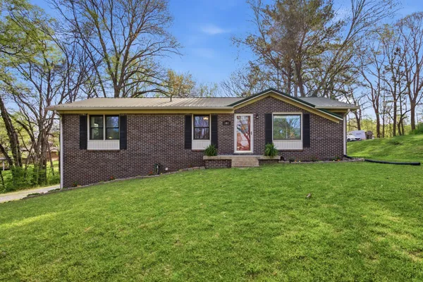 $319,900 | 202 Cathey Lane, Columbia, TN 38401