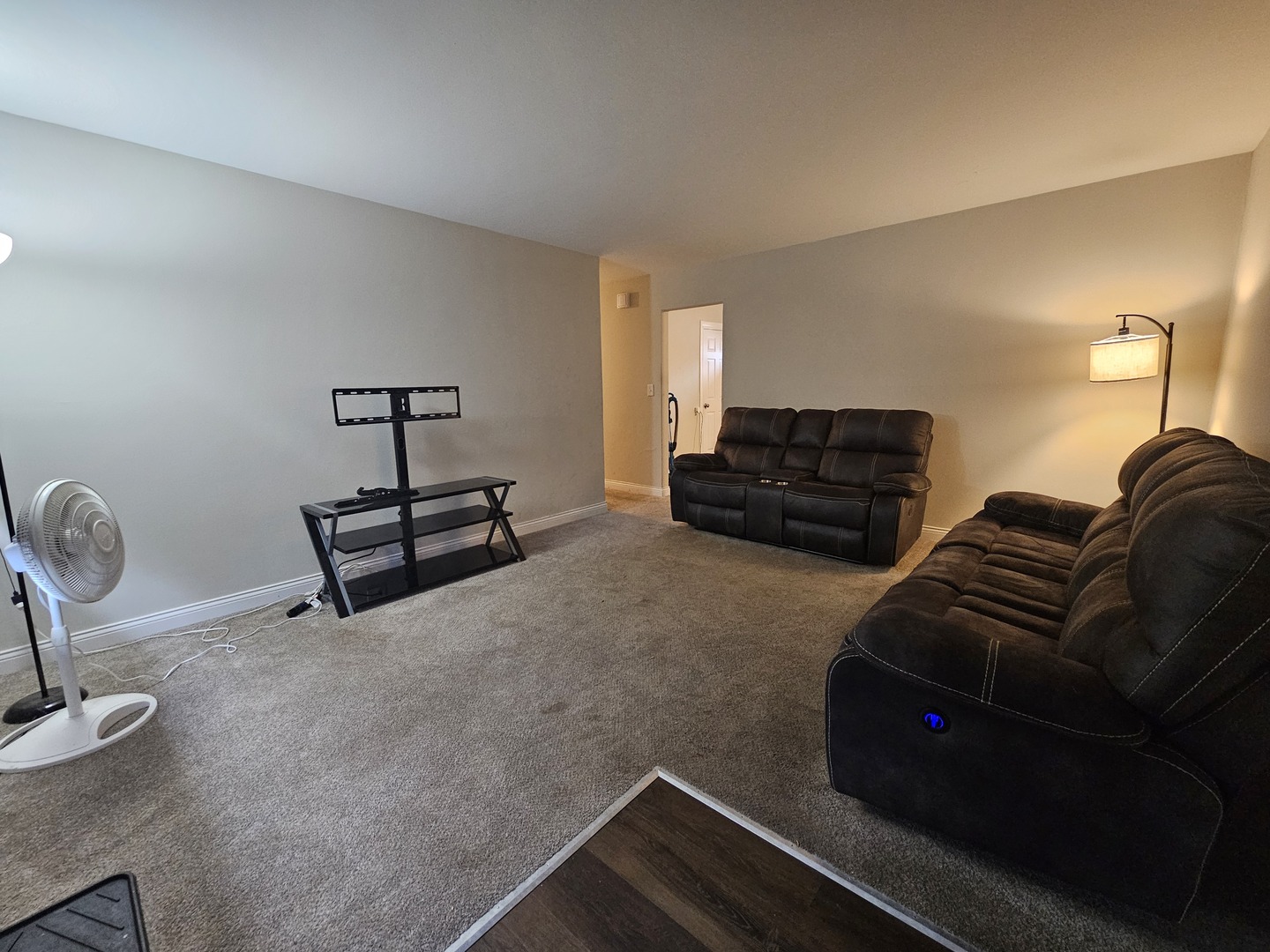 3114 West 163rd Street Markham, IL 60428 - Photo 3 of 16 a living room with furniture