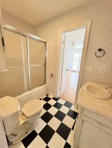 $1,960 | 233 Farm To Market 696, Elgin, TX 78621