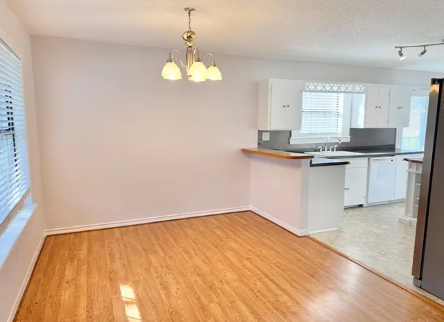 $1,960 | 233 Farm To Market 696, Elgin, TX 78621