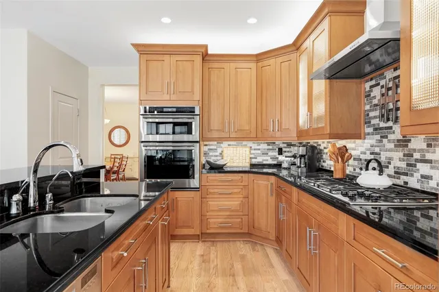 $1,625,000 | 6 South Madison Street, Denver, CO 80209