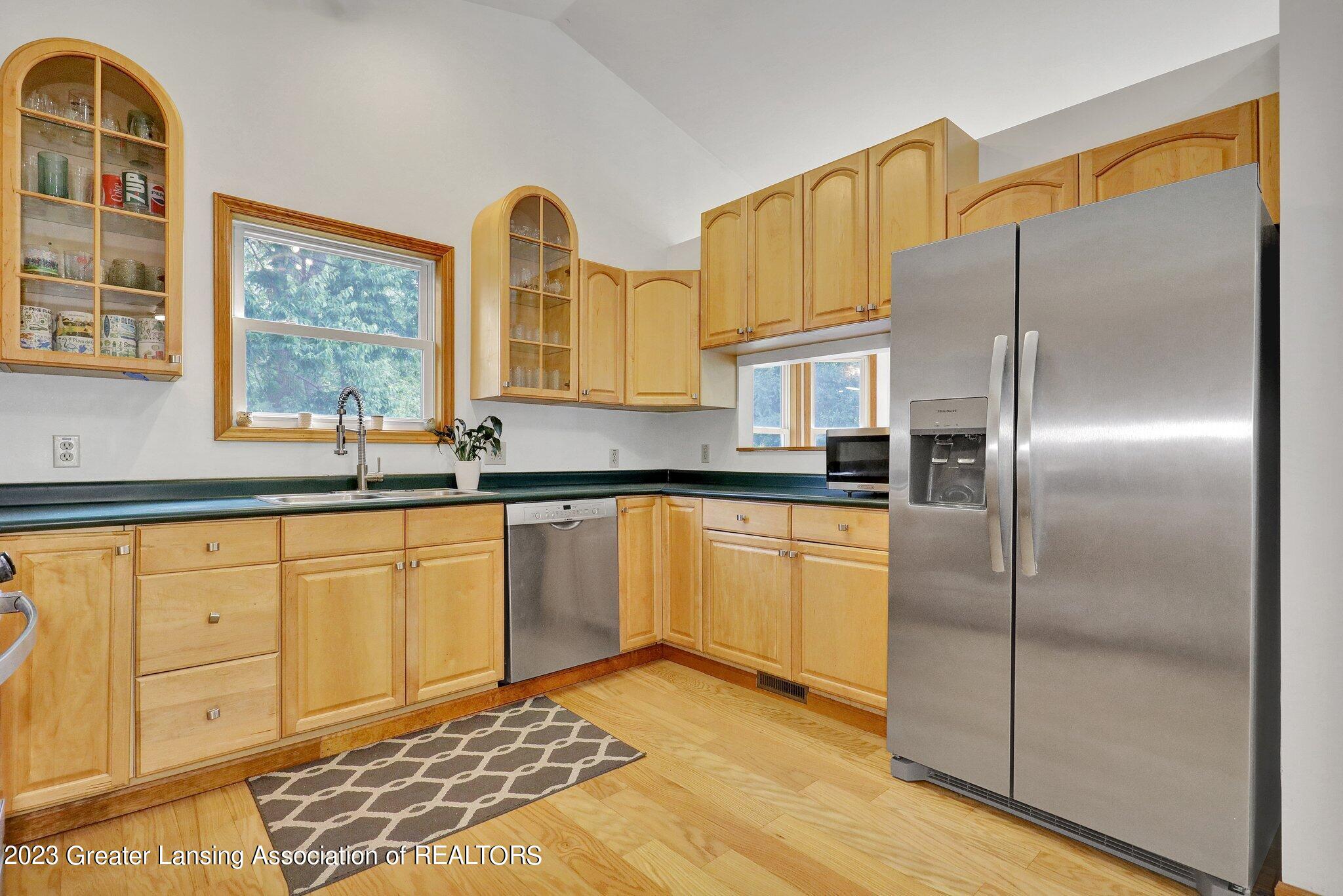 5975 Horstmeyer Road Lansing, MI 48911 - Photo 8 of 43 kitchen3