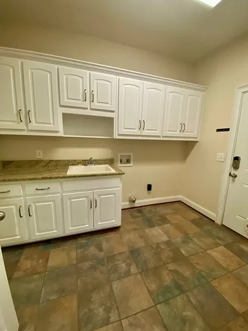 $2,400 | 174 Winding Lk Drive, Hamilton, GA 31811