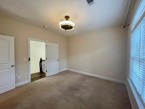 $2,400 | 174 Winding Lk Drive, Hamilton, GA 31811