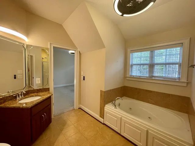 $2,400 | 174 Winding Lk Drive, Hamilton, GA 31811