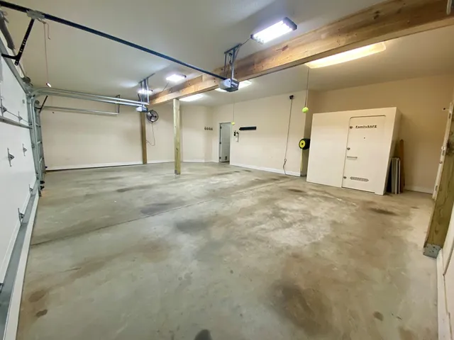 $2,400 | 174 Winding Lk Drive, Hamilton, GA 31811