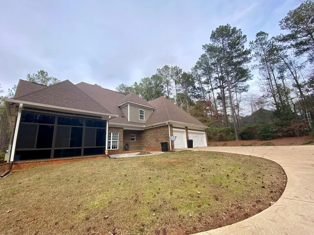 $2,400 | 174 Winding Lk Drive, Hamilton, GA 31811