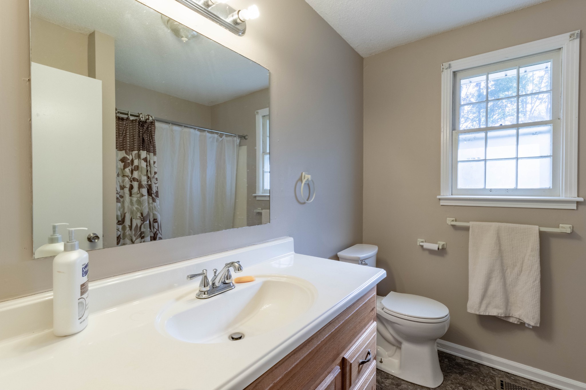 4582 Dover Road Indian Mound, TN 37079 - Photo 13 of 24 Gallery Image 13