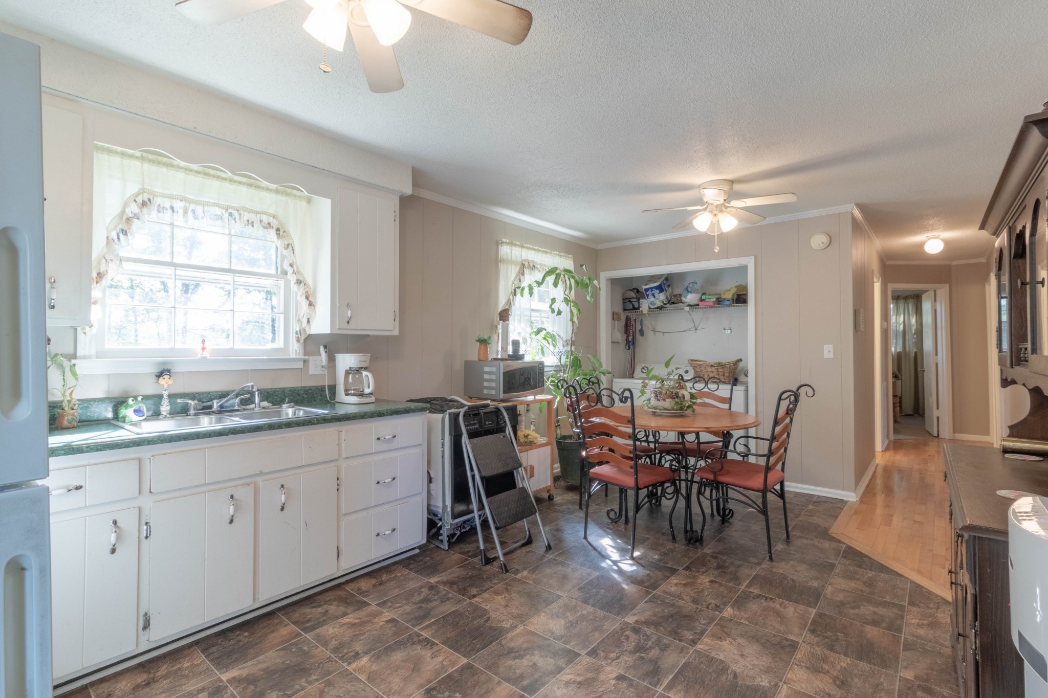 4582 Dover Road Indian Mound, TN 37079 - Photo 8 of 24 Gallery Image 8