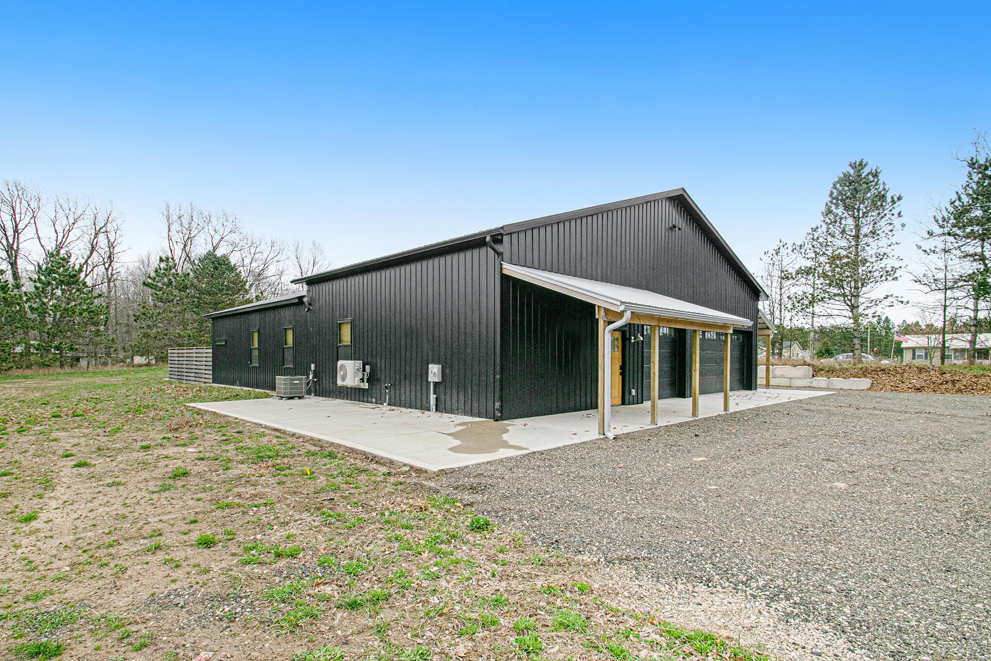 4810 Upton Road Hastings, MI 49058 - Photo 2 of 32 DSC_8274