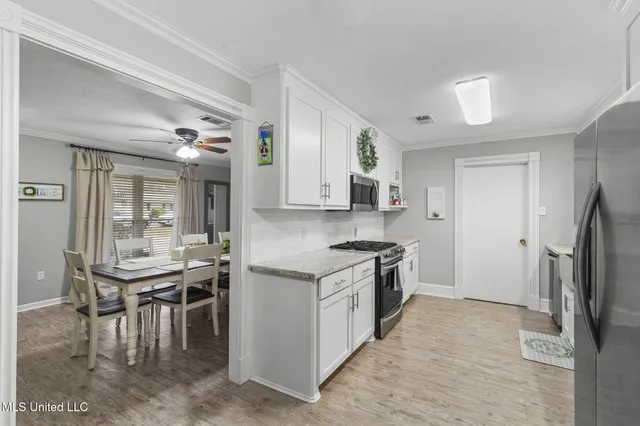 $309,500 | 203 Northwest 4th Street, Flora, MS 39071