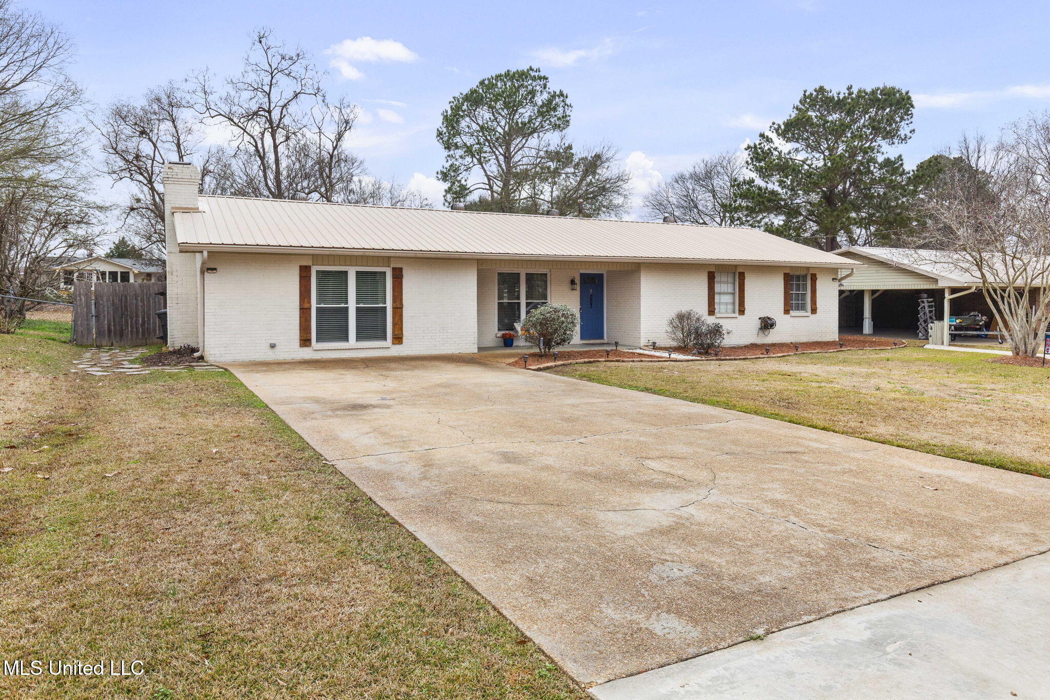 203 Northwest 4th Street Flora, MS 39071 - Photo 25 of 31 C6A5790B-F9C3-45FA-9EFC-E8FC8F842F94