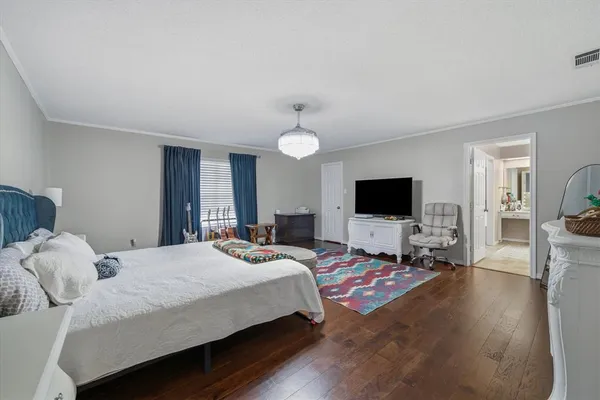 $2,400 | 108 Granada Square, Canton, TX 75103