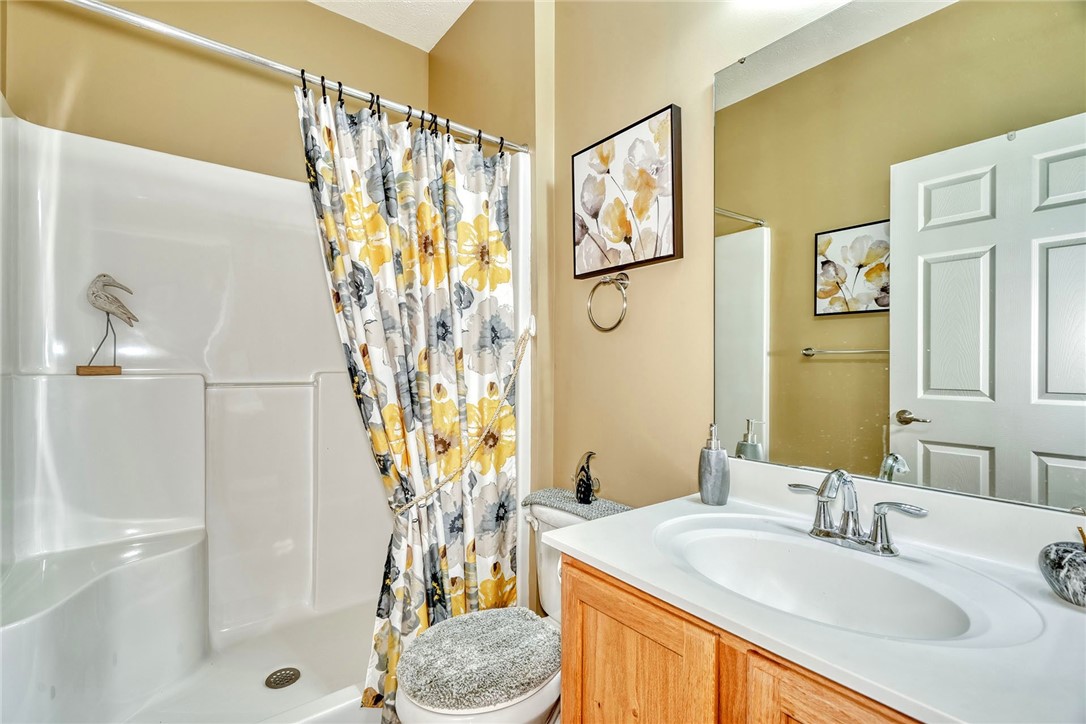 1082 Railway Crossing Webster, NY 14580 - Photo 22 of 43 GUEST/2ND FULL BATH