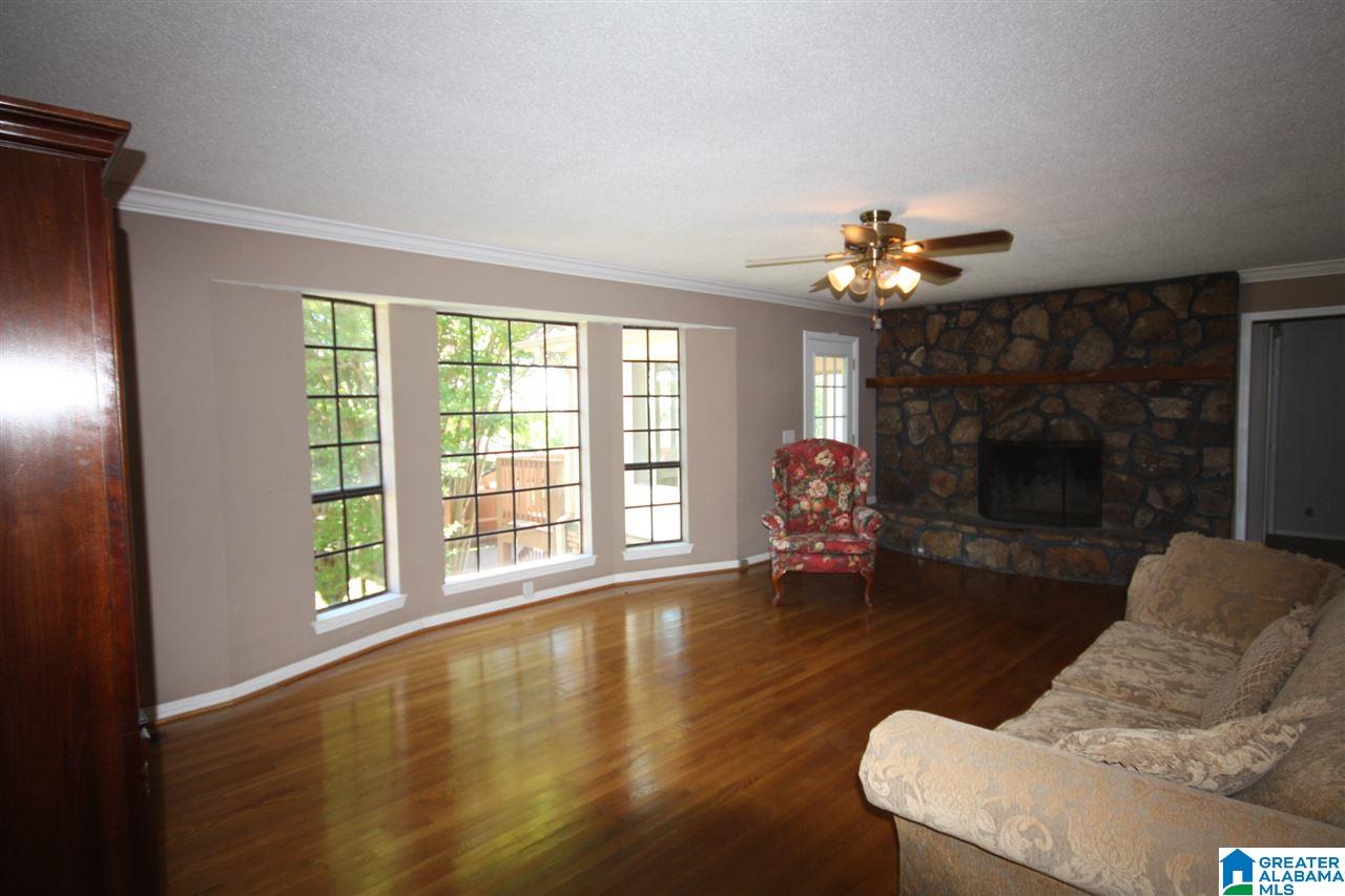 3881 South Shades Crest Road Birmingham, AL 35244 - Photo 10 of 26