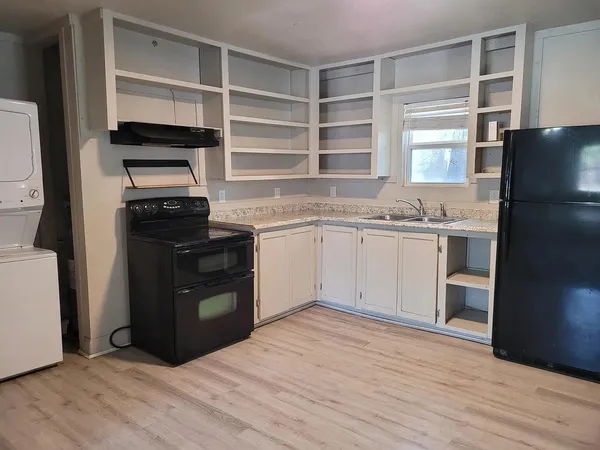 $699 | 2404 Avenue U, Unit FRONT, Lubbock, TX 79411