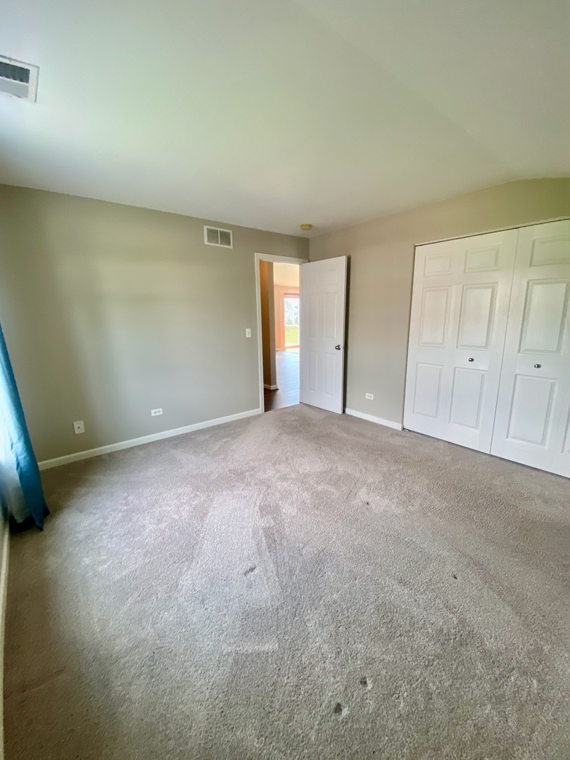 1404 Draper Road, Unit 242 McHenry, IL 60050 - Photo 13 of 14 Gallery Image 13
