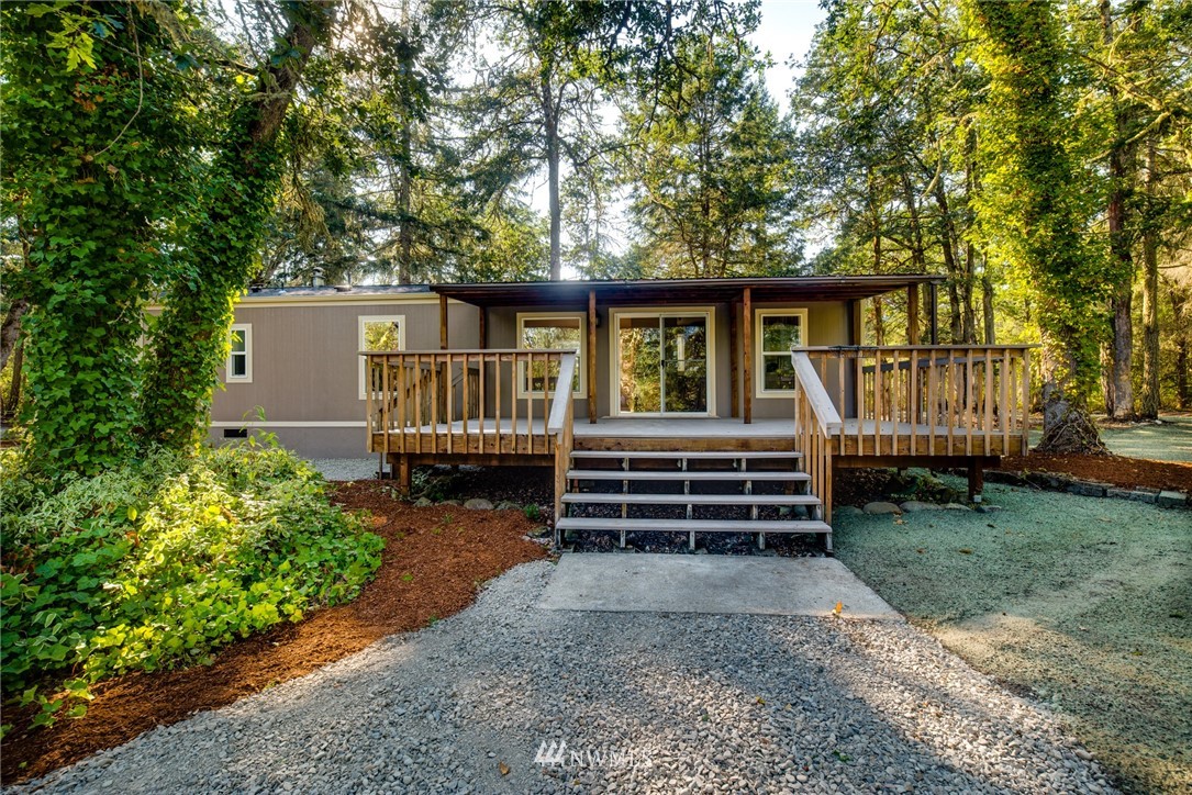 12923 Hubbard Road Southeast Rainier, WA 98576 - Photo 1 of 25 Gallery Image 1