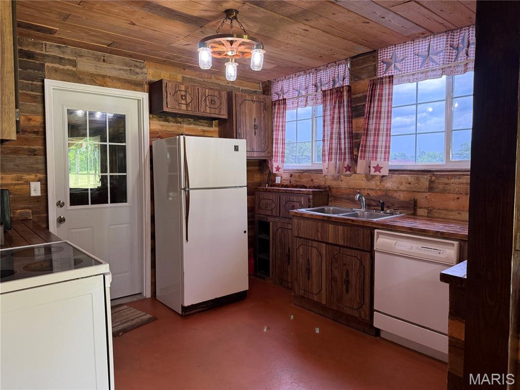 151 West Doc Lin Drive Sparta, IL 62286 - Photo 4 of 23