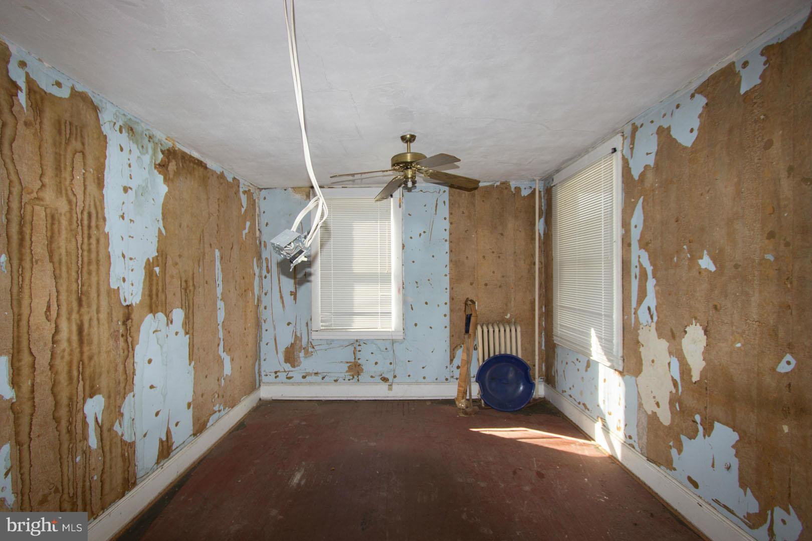 7201 Belair Road Baltimore, MD 21206 - Photo 3 of 14 Interior (General)