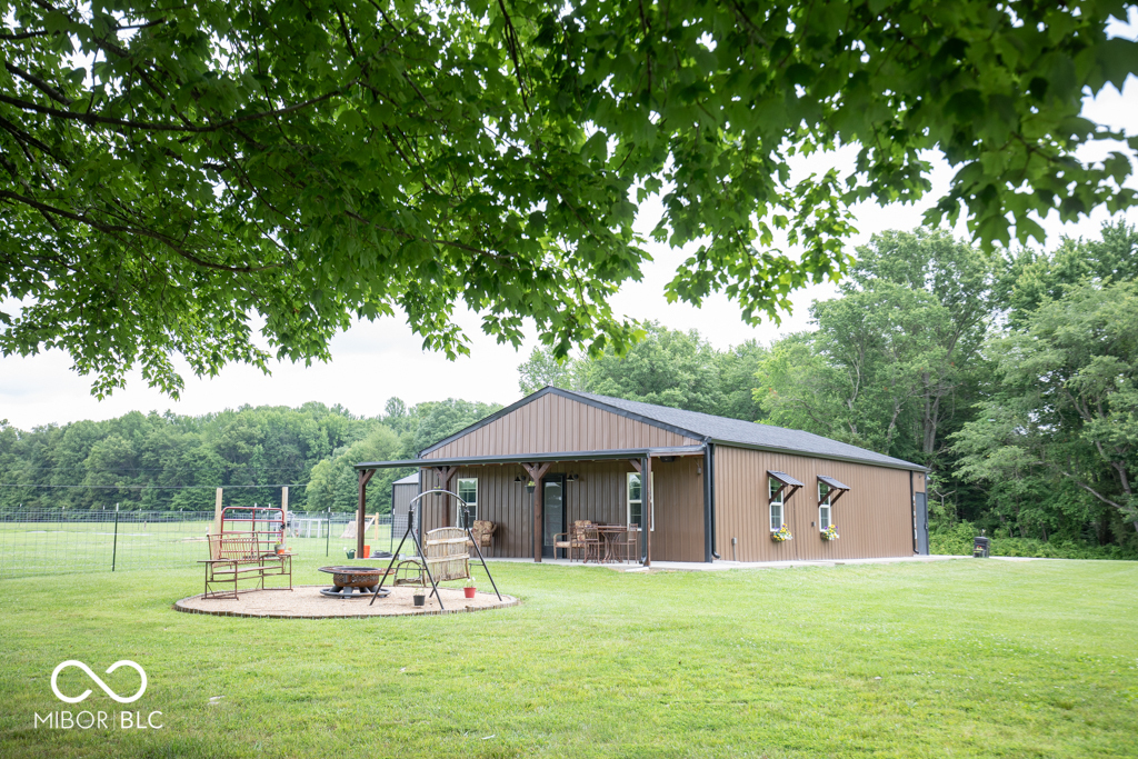 2640 East County Road 600 South  