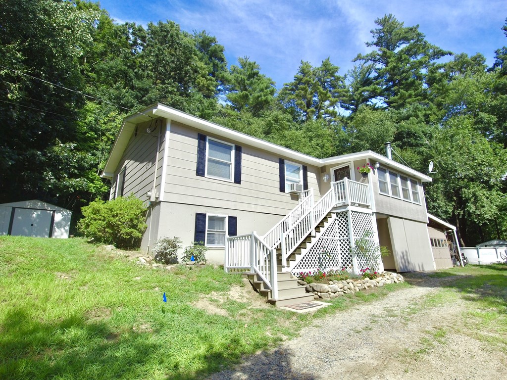 33 Harriman Road Merrimac, MA 01860 - Photo 1 of 29