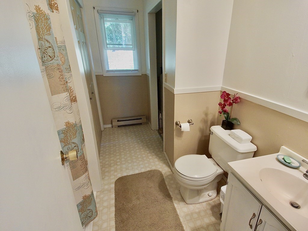 33 Harriman Road Merrimac, MA 01860 - Photo 11 of 29