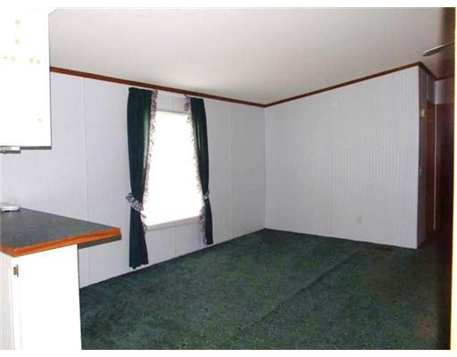 231-1 Littlefield Road, Unit 6 Wells, ME 04090 - Photo 6 of 9 Dining Room.