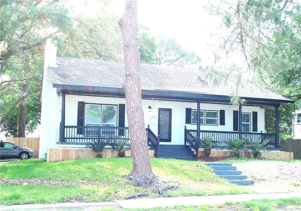 $299,000 | 144 Appletree Lane, Terrytown, LA 70056