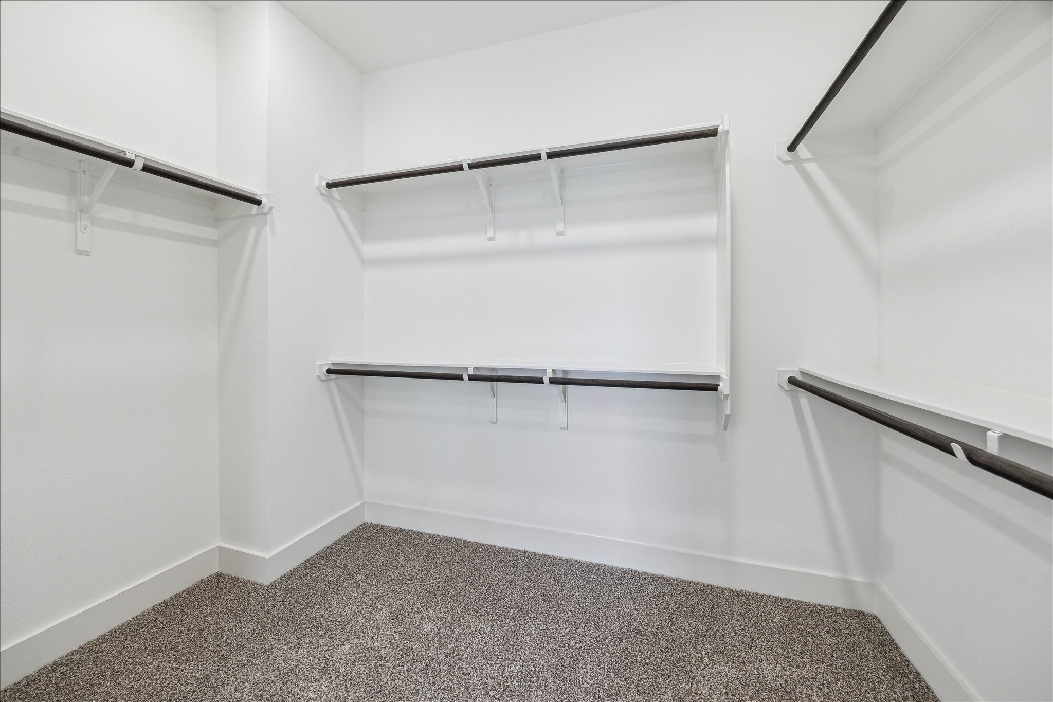 4854 Brinkman Street Houston, TX 77018 - Photo 16 of 30 Fantastic walk-in closet!