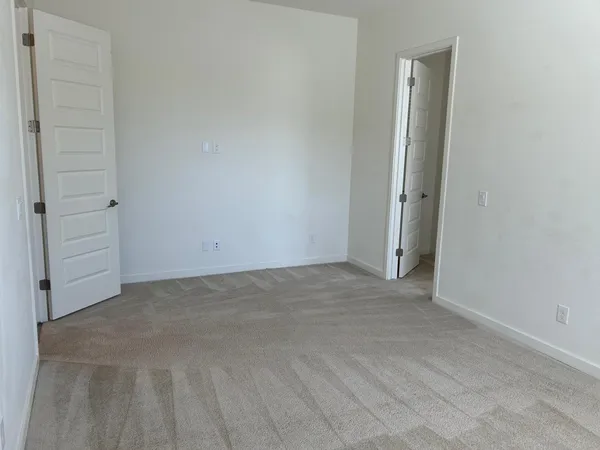 $4,200 | 1141 East La Mirada Drive, Phoenix, AZ 85042