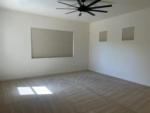 $4,200 | 1141 East La Mirada Drive, Phoenix, AZ 85042