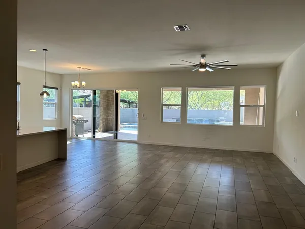 $4,200 | 1141 East La Mirada Drive, Phoenix, AZ 85042