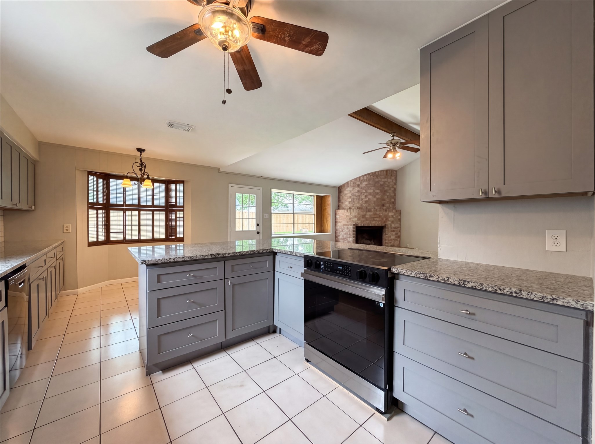 9606 Ballin David Drive Spring, TX 77379 - Photo 11 of 19