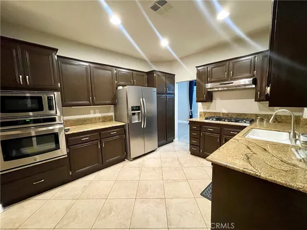 $5,195 | 21 Belcanto, Mission Viejo, CA 92692